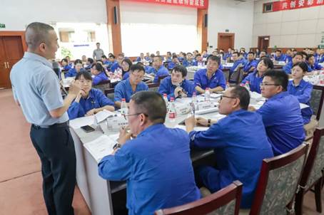 挑戰(zhàn)降本至高點(diǎn),實(shí)現(xiàn)增效新里程——安彩高科開展降本增效專題培訓(xùn)活動(dòng)